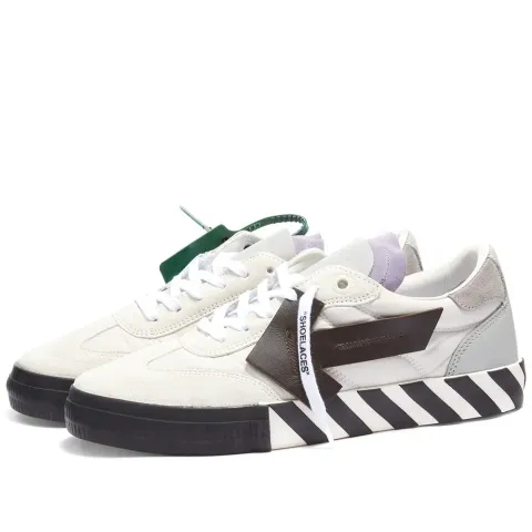New Low Vulcanized Sneaker