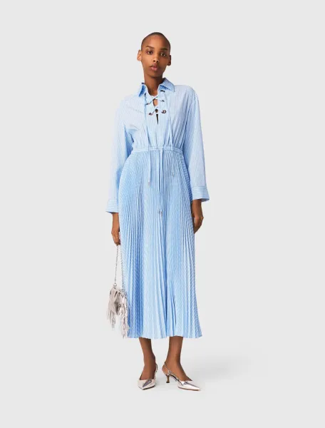Long pleated dress with eyelets