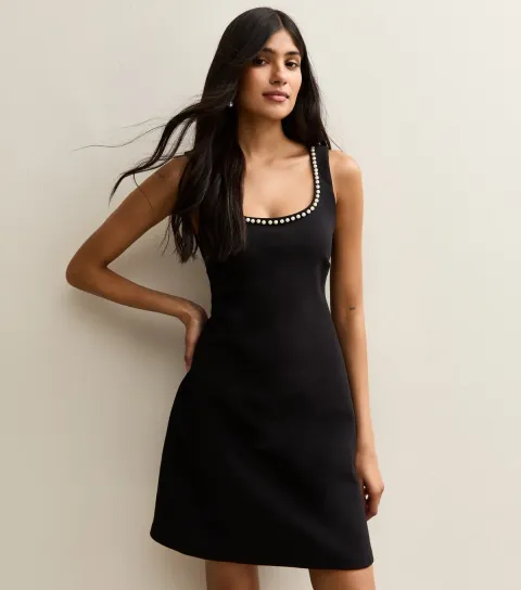 Women's Black Faux Pearl Embellished Scoop Neck Mini Dress