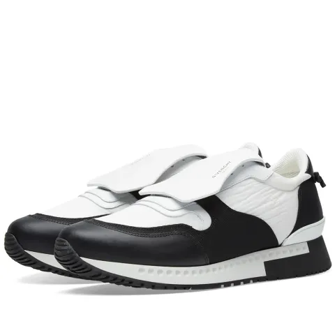 Active Runner Show Sneaker