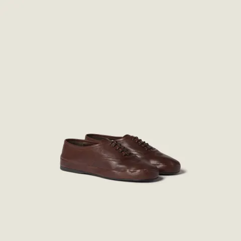 Nappa leather laced shoes