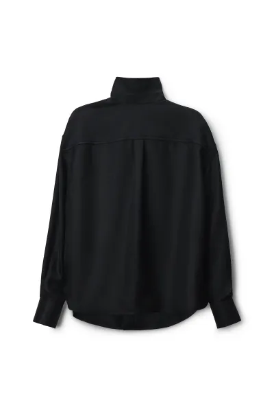 SILK REVERSE-DETAIL SHIRT