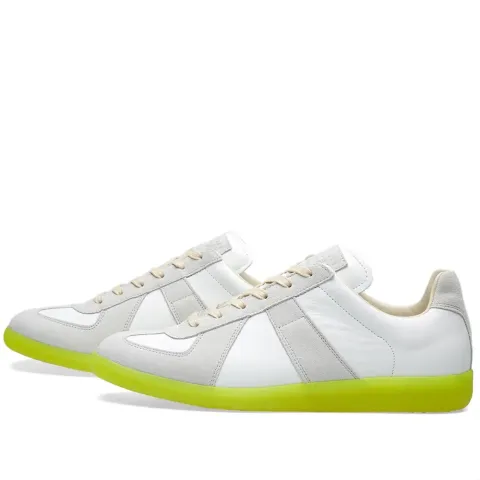 22 Replica Low Yellow Sole Sneaker