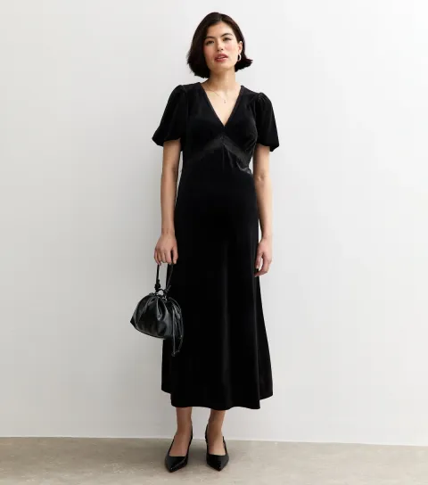 Women's Maternity Black Velvet Short Sleeve Midi Dress