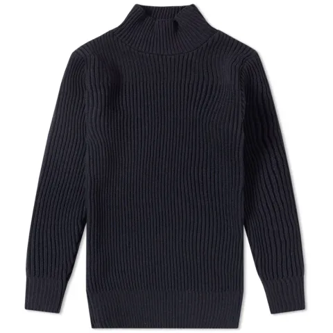 Fang Crew Knit