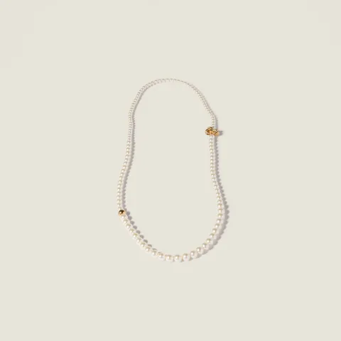 Metal and pearl necklace