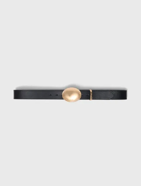 Leather belt with oval buckle