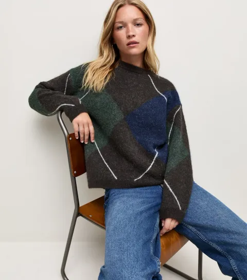 Women's Grey Argyle Knit Crew Neck Jumper