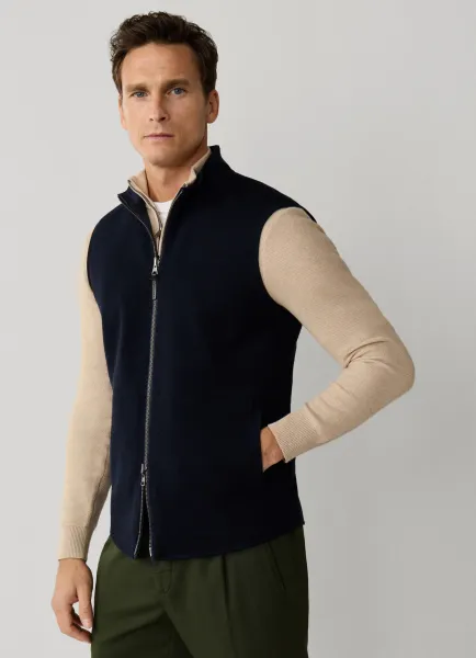 Hybrid Travel Gilet