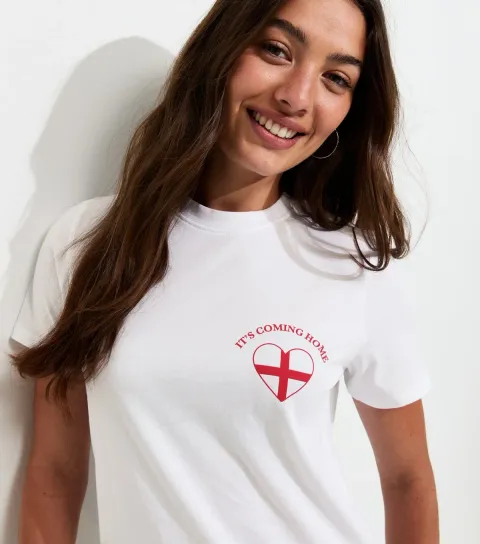 Women's White Cotton England Heart Relaxed T-Shirt