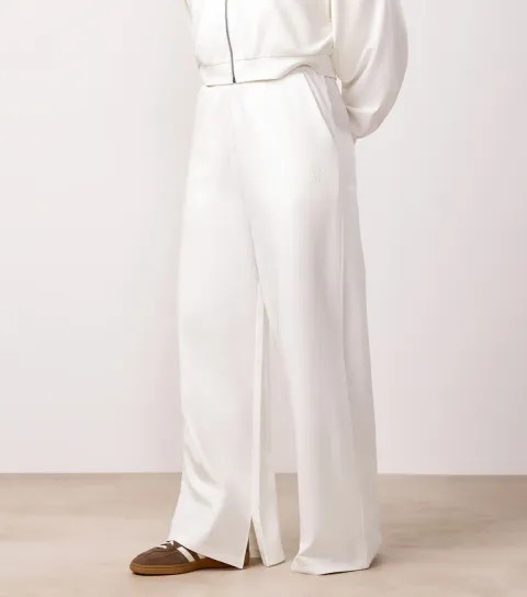 Women's Cream Victory Straight Leg Joggers