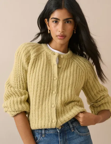 Nobody's Child Chunky Fluffy Relaxed Cardigan with Wool Green