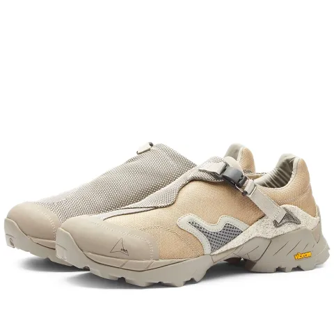 Minaar Strapped Hiking Sneaker