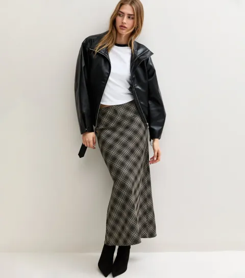 New Look Women's Grey Checked Bias Cut Midi Skirt