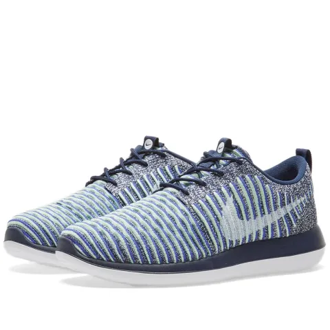W Roshe Two Flyknit