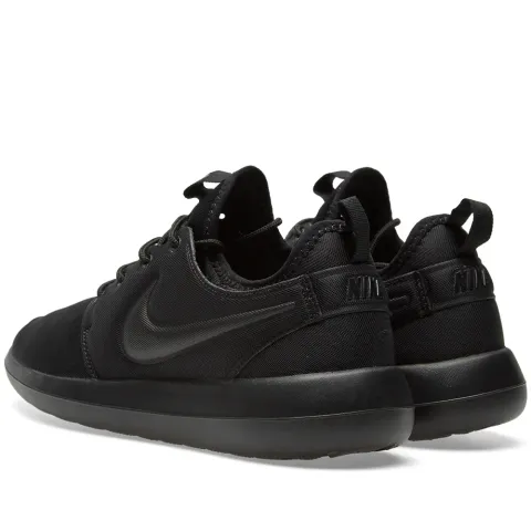 W Roshe Two