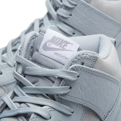 Dunk Comfort Premium '30 Years'