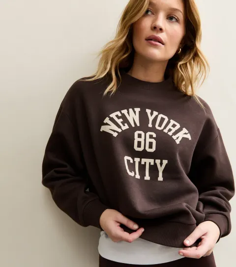 Women's Dark Brown New York Logo Crew Neck Sweatshirt