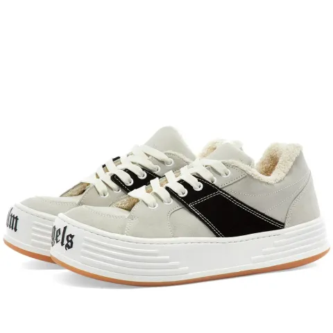Logo Snowboarding Sneaker