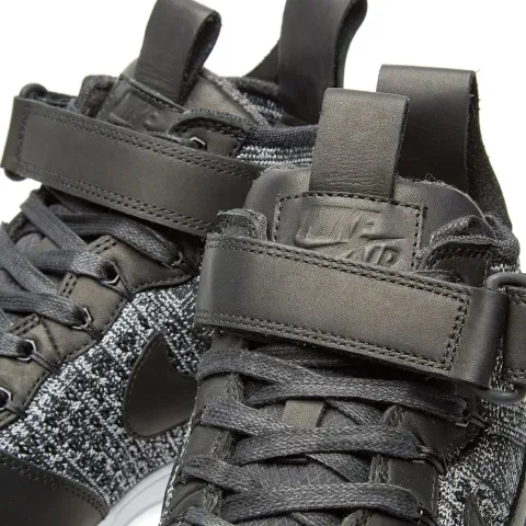 Lunar Force 1 Flyknit Workboot