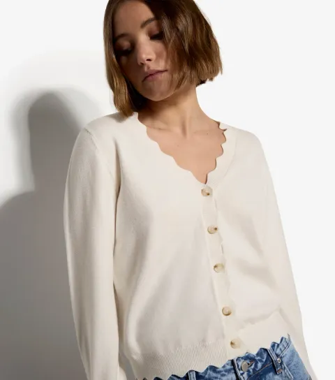 Women's Cream Scalloped Edge Cardigan