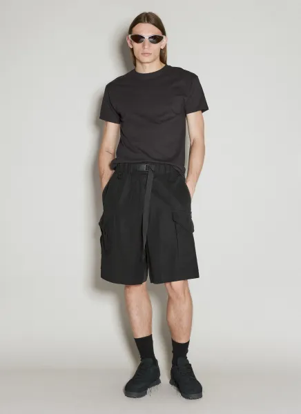 Zip Pockets Bemuda Shorts
