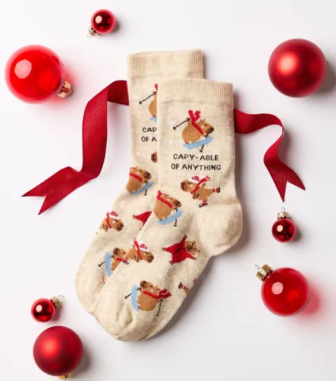 New Look Oatmeal Skiing Capybara Pattern Ankle Socks