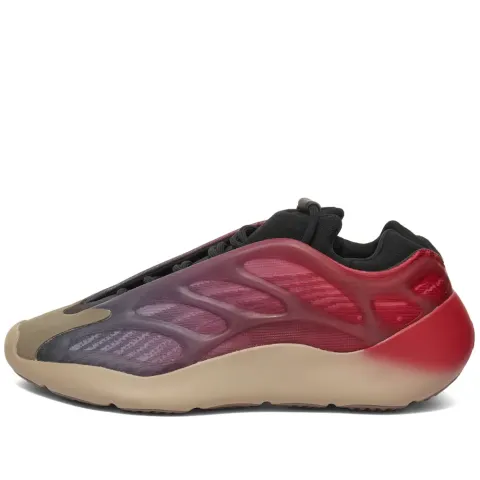 700 V3