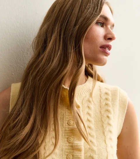 New Look Women's Light Yellow Cable Knit Frill Trimmed Waistcoat