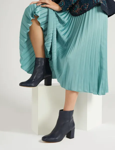Jones Bootmaker Leather Block Heel Ankle Boots Navy