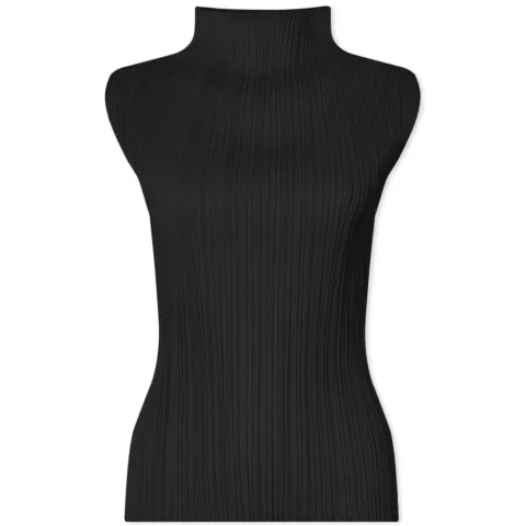 Basics Pleats Sleeveless Top