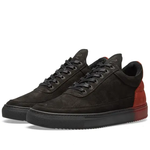 Low Top Sneaker
