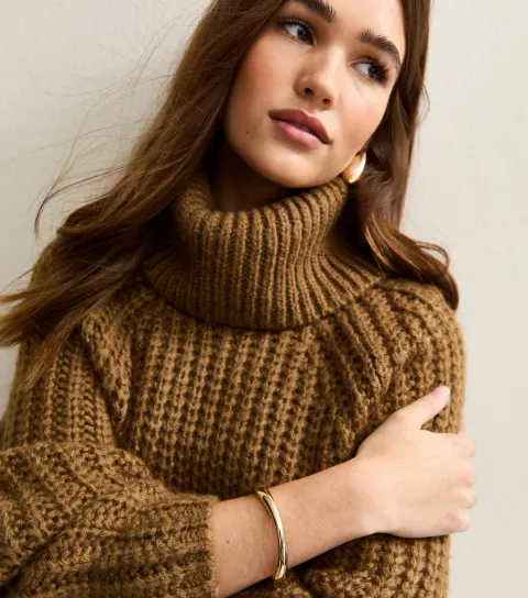 18ct Gold Plated Sleek Hinge Cuff Bracelet