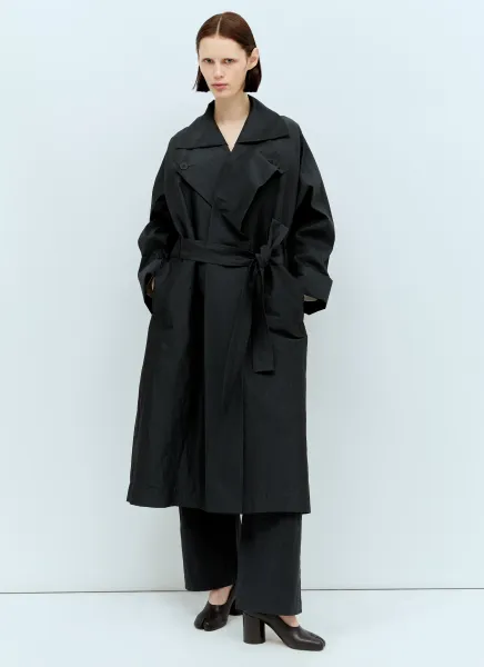Shaped Membrane Coat