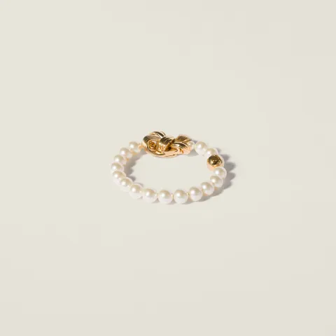 Metal and pearl bracelet