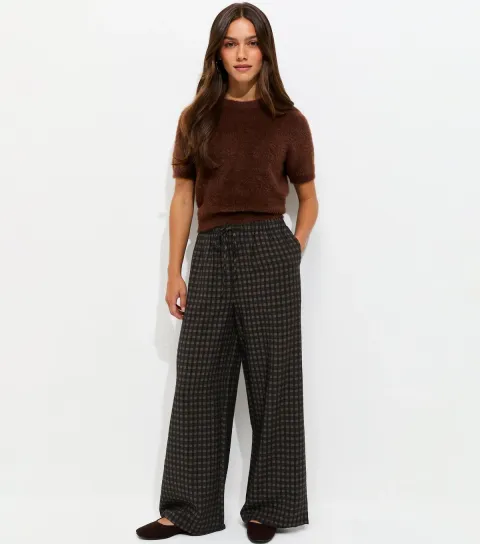 Women's Petite Black Check Pattern Soft Wide Leg Trousers