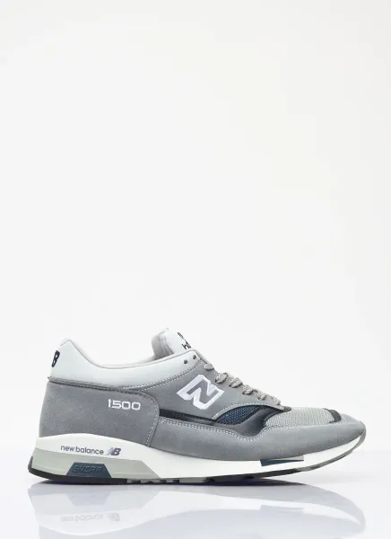 1500 Sneakers