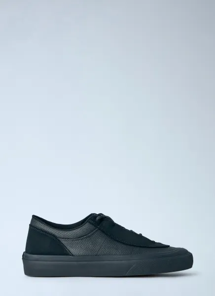 Low Top Sneakers