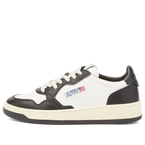 Medalist Low Sneaker