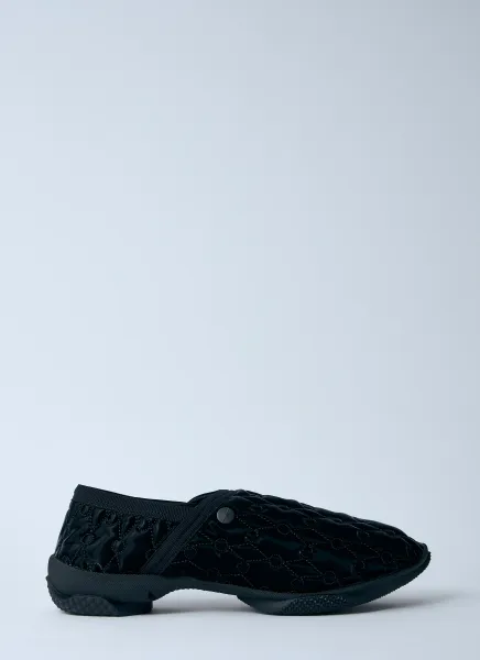 Solix Slipper Shoe