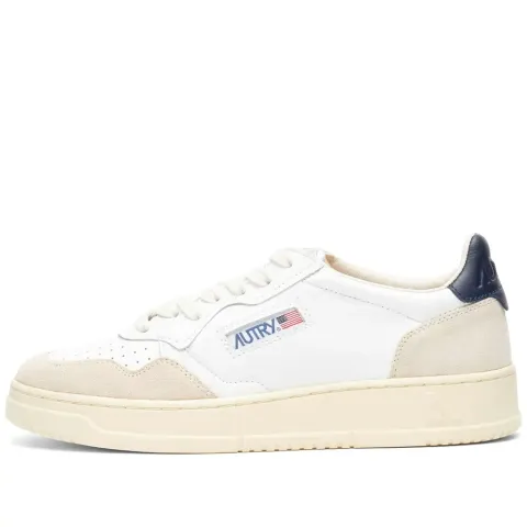 Medalist Low Sneaker