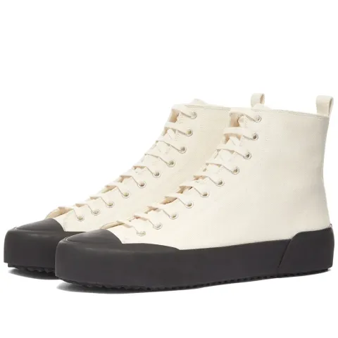 Canvas High Sneaker