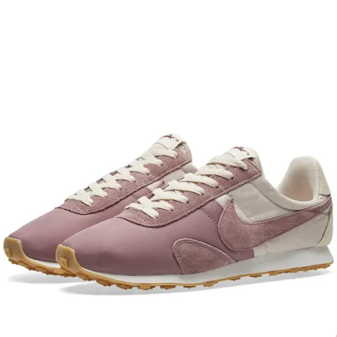 Pre Montreal Racer Vintage W