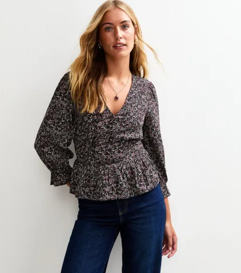 Women's Tall Black Floral Print Crepe V-Neck Tea Top
