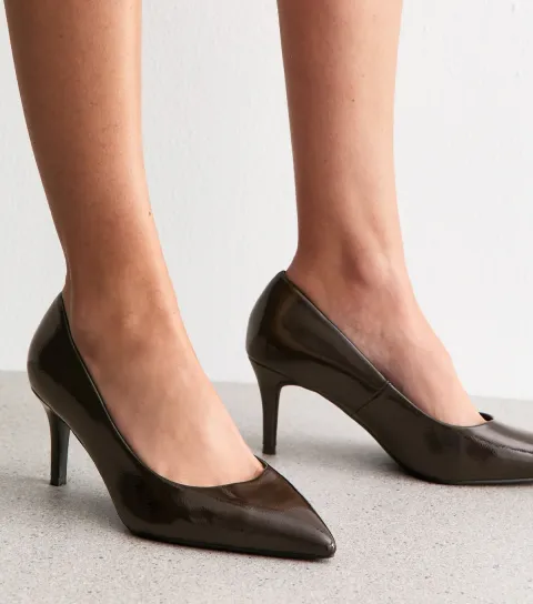 Women's Wide Fit Dark Brown Faux Patent Court Shoes