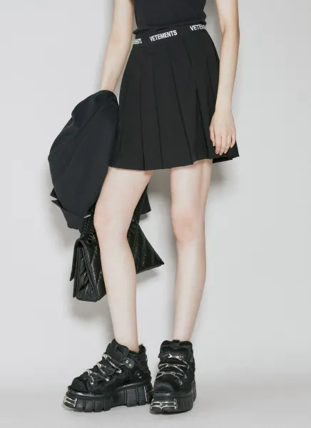 Logo Print School Girl Skirt