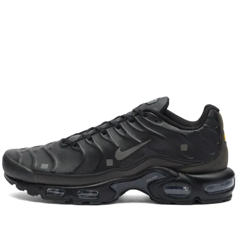 X A-Cold-Wall* Air Max Plus