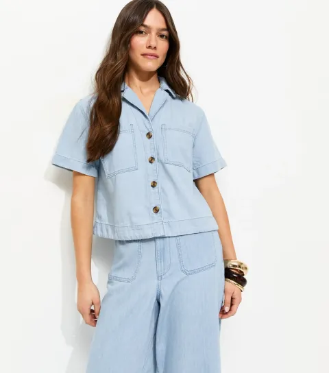 Women's Petite Light Blue Denim Short Sleeve Boxy Shirt