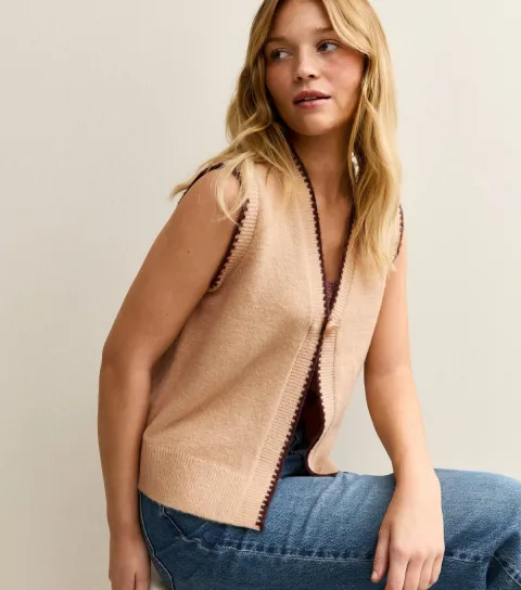New Look Women's Camel Blanket Stitch Knit Waistcoat