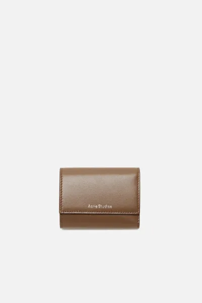 Trifold leather wallet